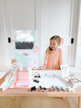 Load image into Gallery viewer, Vet Clinic Dramatic Play