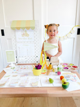 Load image into Gallery viewer, Smoothie Shop Dramatic Play Kit