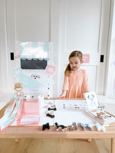 Load image into Gallery viewer, Vet Clinic Dramatic Play