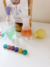 Load image into Gallery viewer, Science Sensory Kit