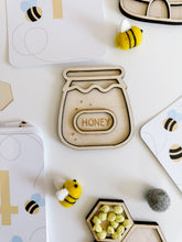 Load image into Gallery viewer, Bee Counting Play Tray Sensory Kit