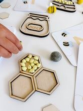 Load image into Gallery viewer, Bee Counting Play Tray Sensory Kit