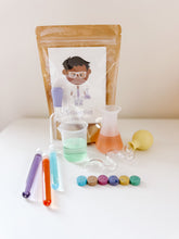 Load image into Gallery viewer, Science Sensory Kit