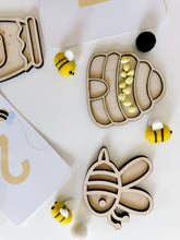 Load image into Gallery viewer, Bee Counting Play Tray Sensory Kit