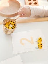 Load image into Gallery viewer, Bee Counting Sensory Kit