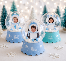 Load image into Gallery viewer, Arctic Animal Snow Globe