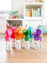 Load image into Gallery viewer, Snowman Classroom Favors